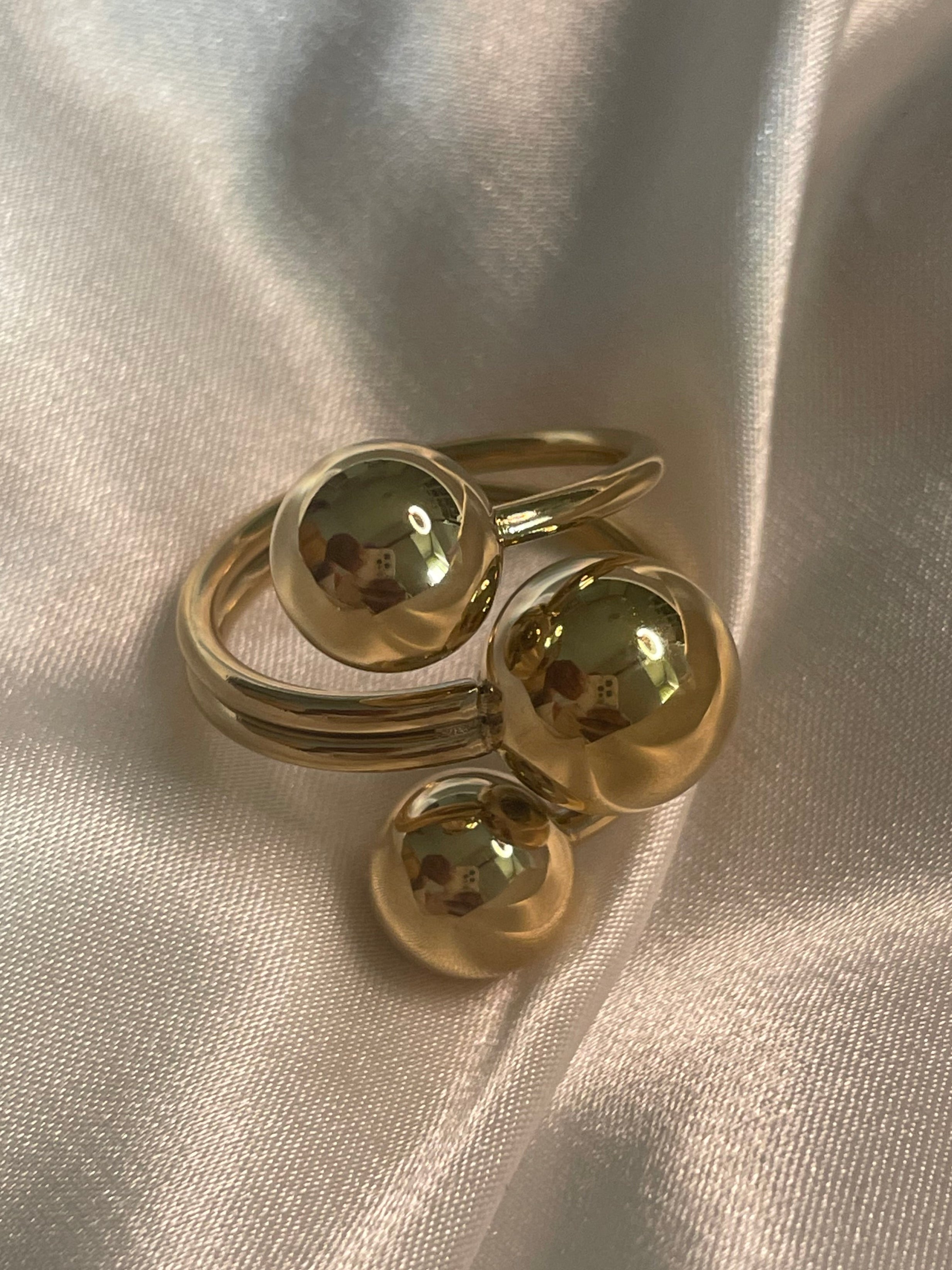 Bague Doréé Spirale Triple Boules Sur Pointes