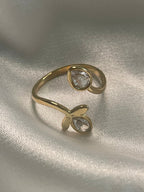 Bague Dorée Spirale Fleur Et Feuille Avec Strass