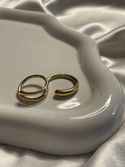 Bague Dorée à Porter sur Deux Doigts