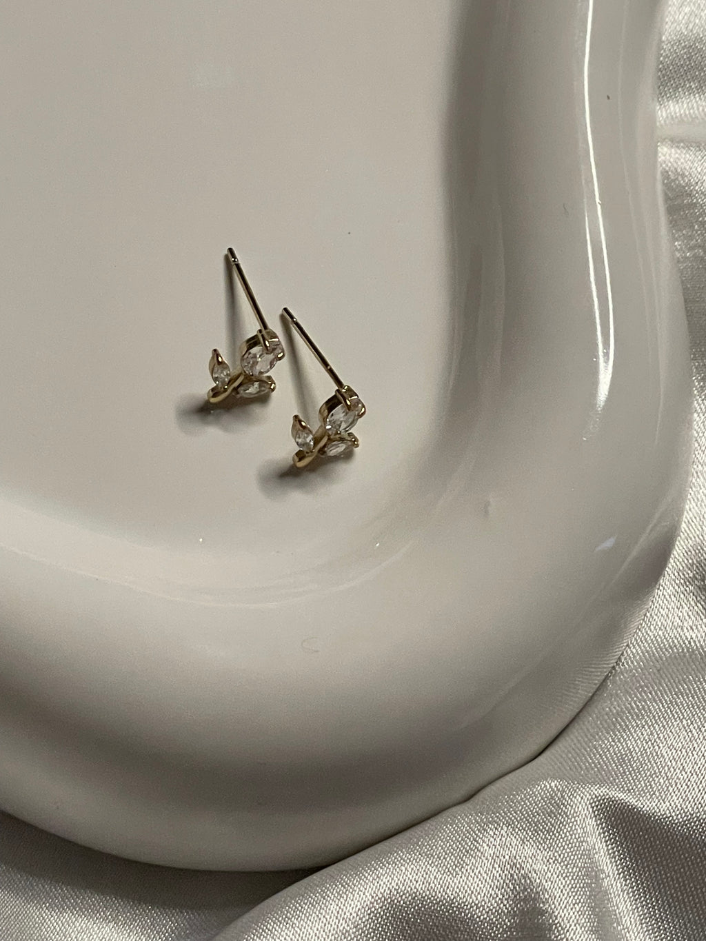 boucles d'oreilles tulipes dorées