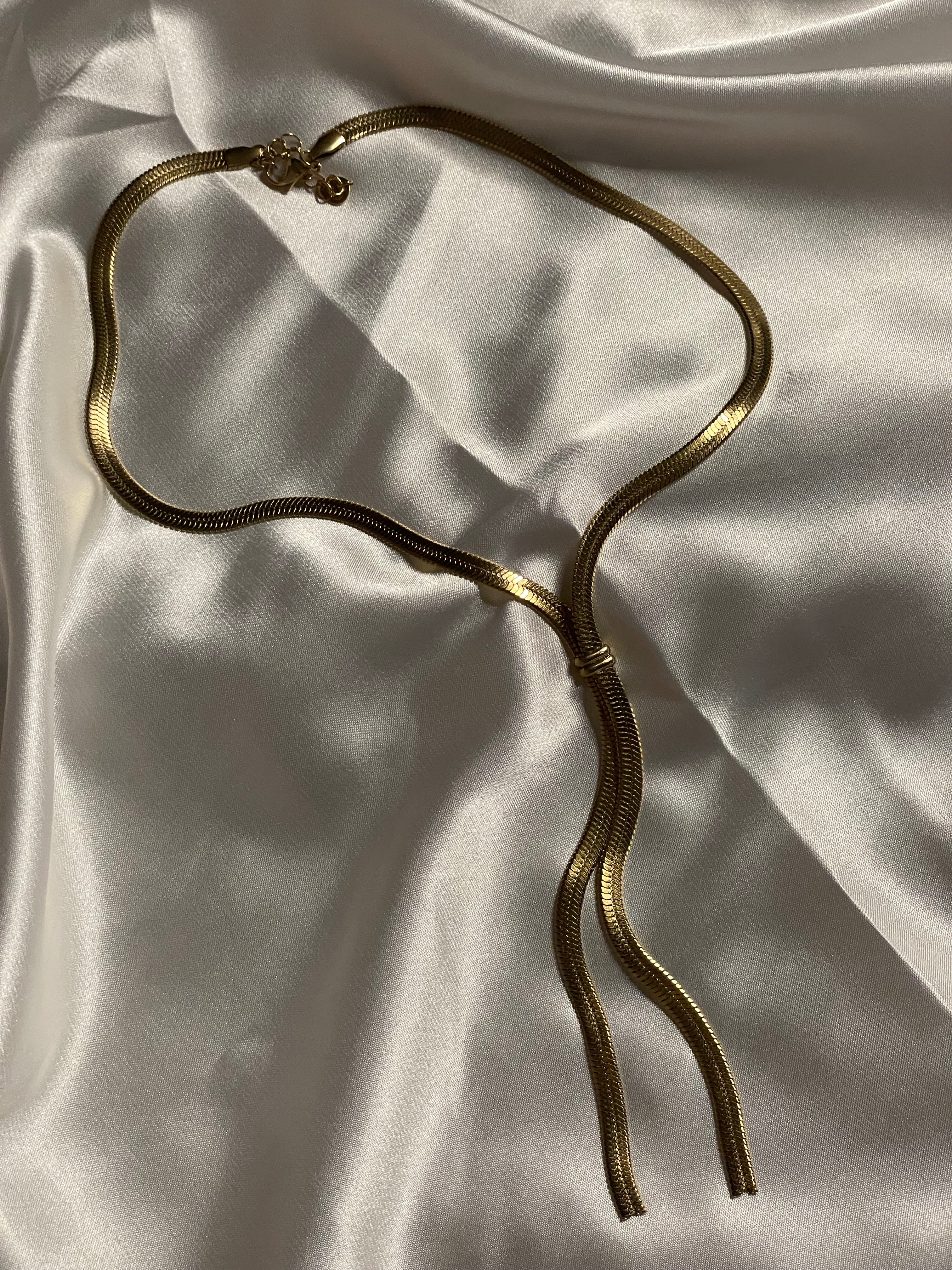 Collier Doré Chaîne Serpent Plate en Y mode cravate