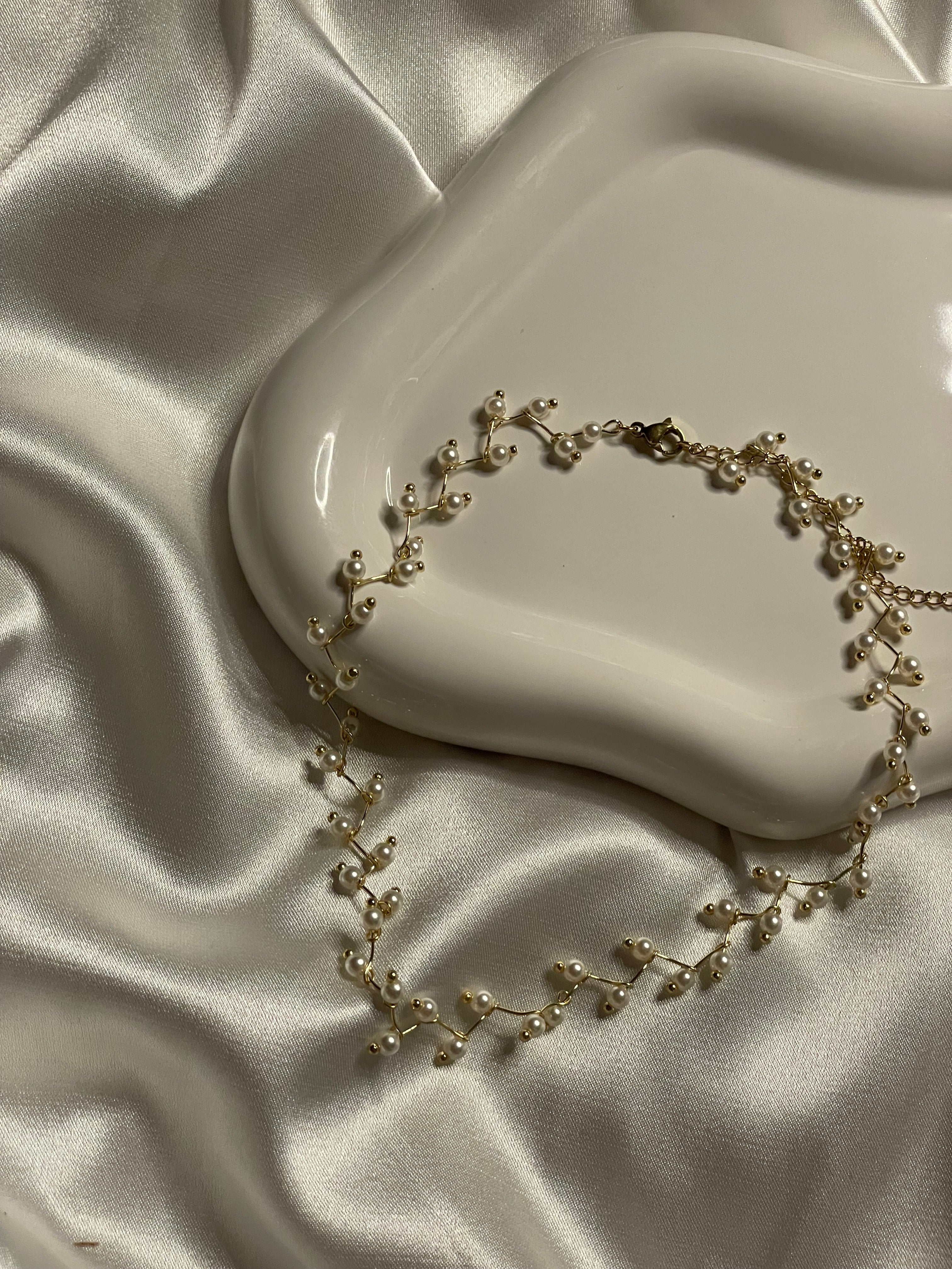 Collier Ras Du Cou Doré Multi Perles V Ajustable Longueur 30 cm Et Rallonge 10 cm