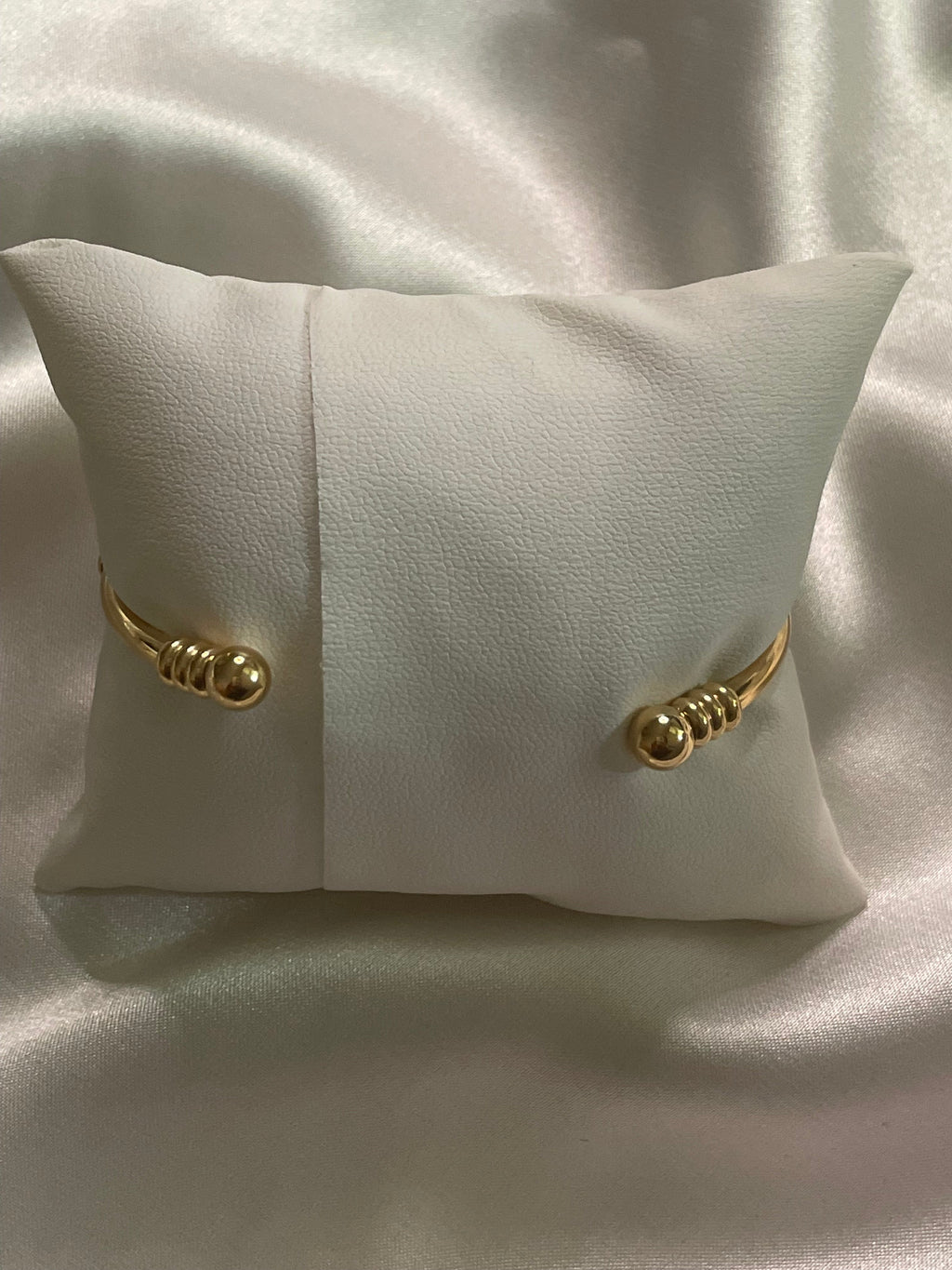 Bracelet Doré Jonc Ouvert Avec Multi Roues