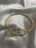 Bracelet Doré Jonc Cercle Ouvert Et Boule Ajustable.