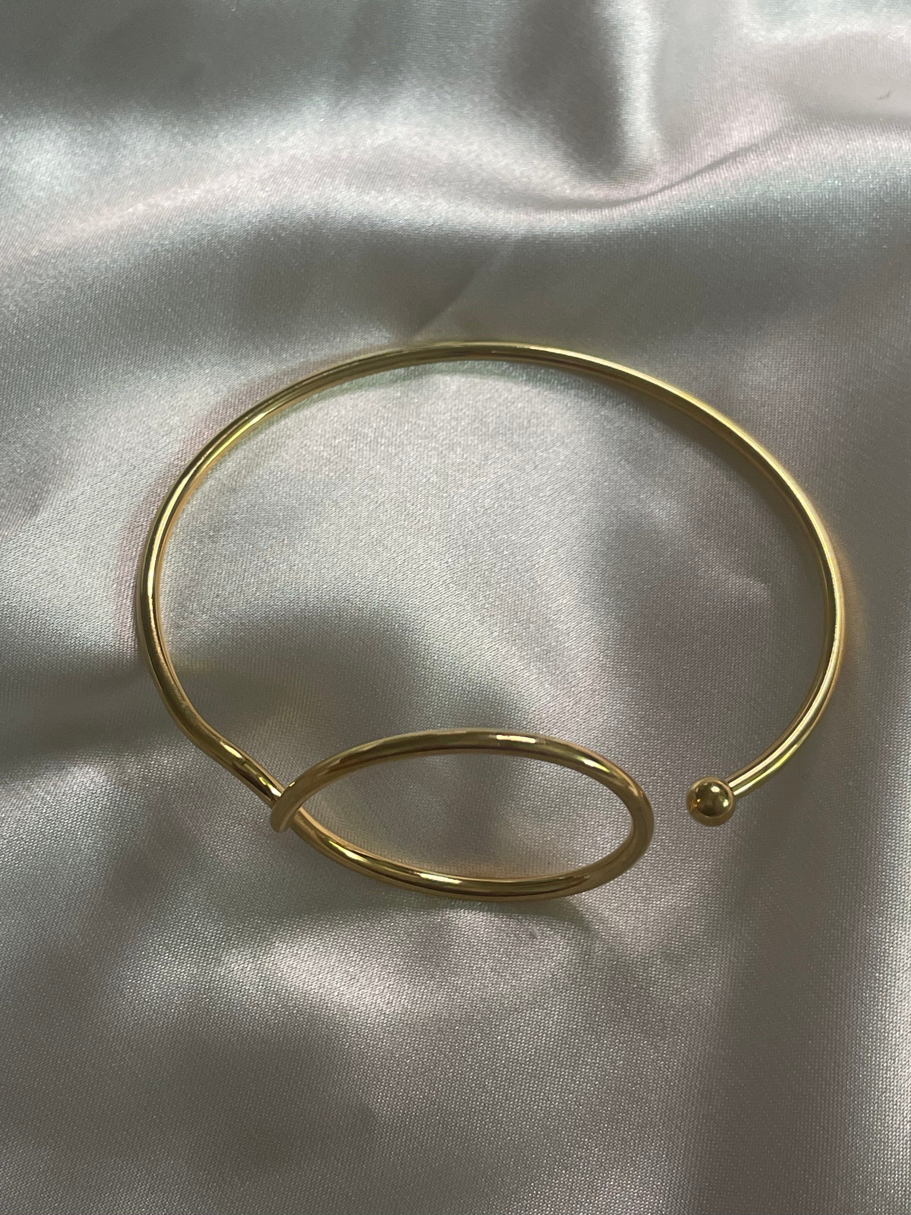 Bracelet Doré Jonc Cercle Ouvert Et Boule Ajustable.