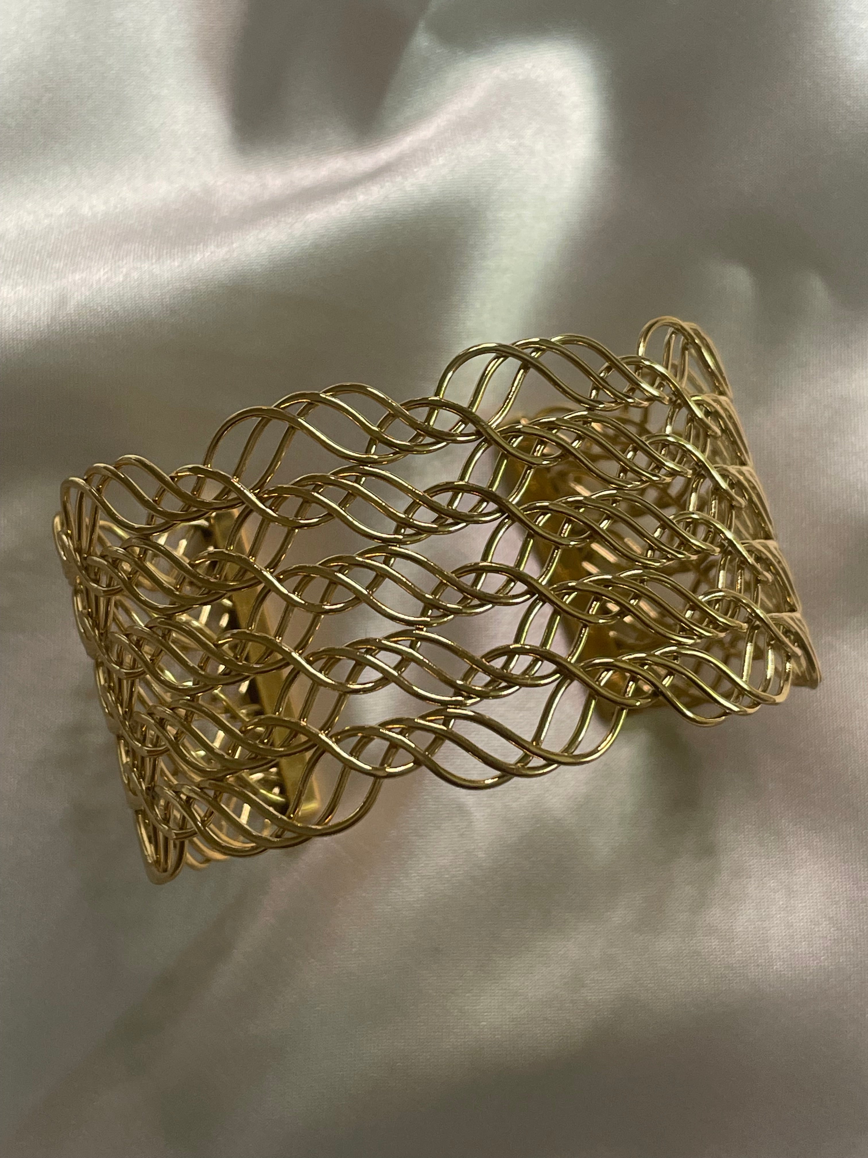 Bracelet Doré Manchette Ouverte Tressée Ondulée