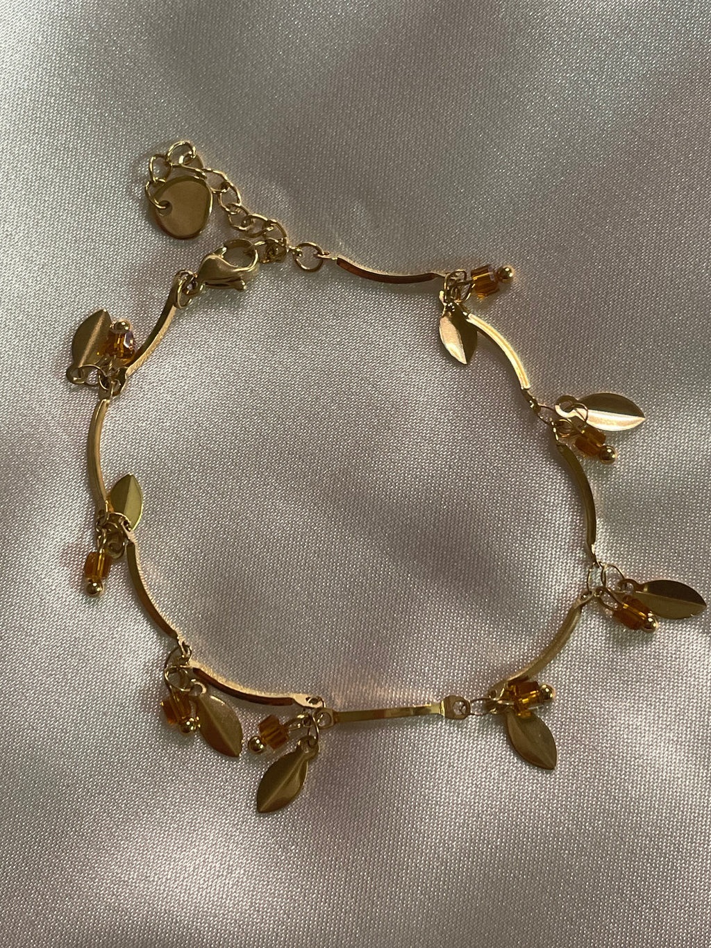 Bracelet Doré Pendentifs Feuilles
