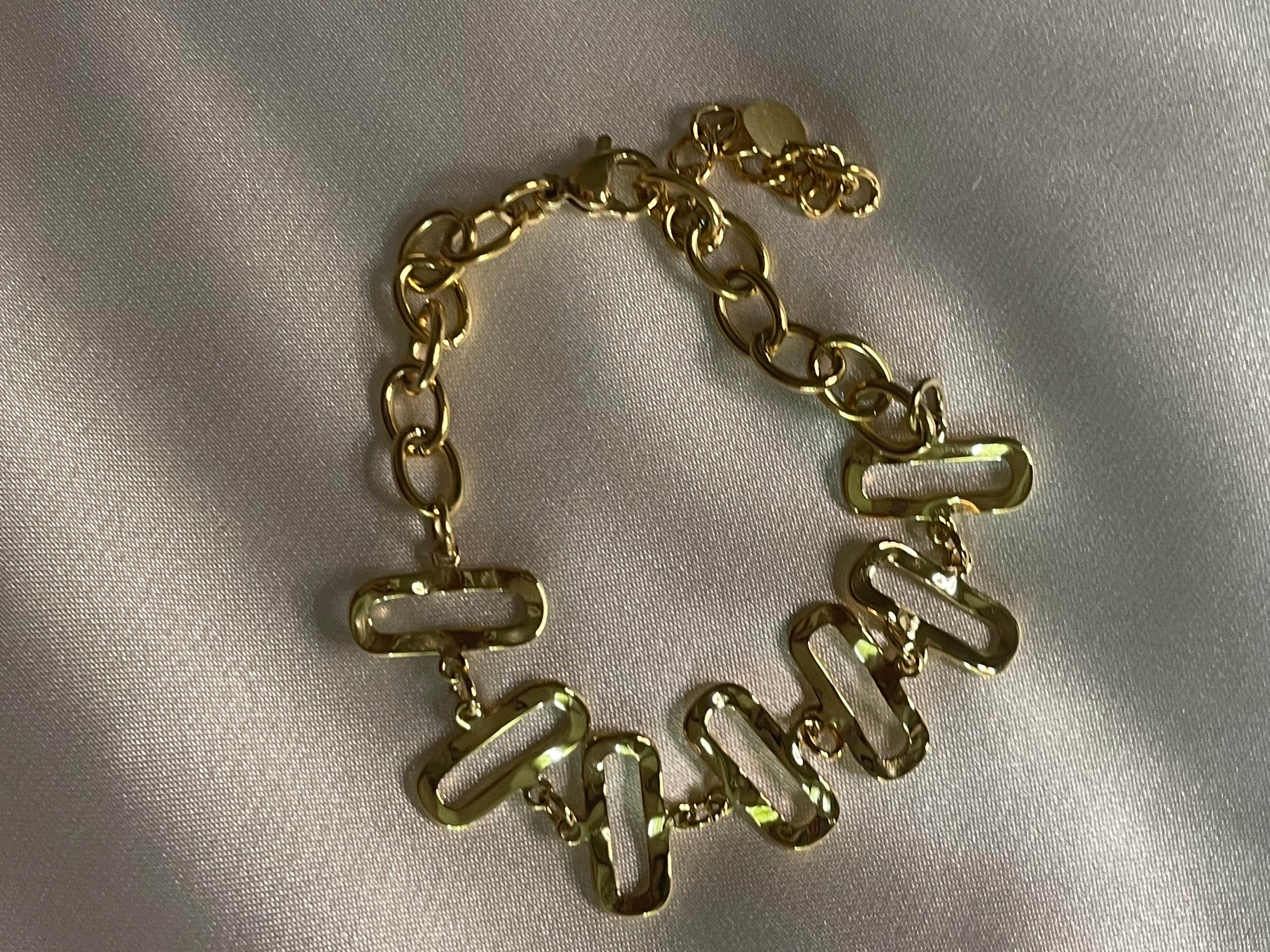 Bracelet Doré Maillons Oblongues Martelés