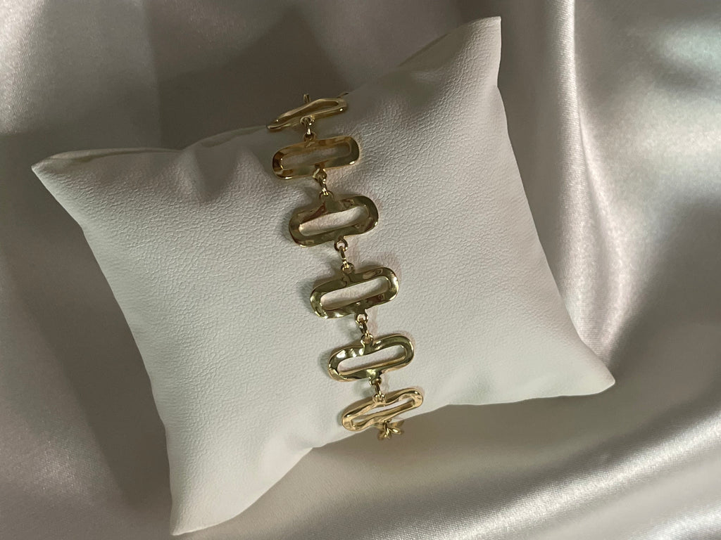 Bracelet Doré Maillons Oblongues Martelés